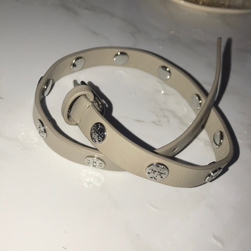 Tory Burch Leather Wrap Bracelet ✨PRICE FIRM✨ - Picture 3 of 5